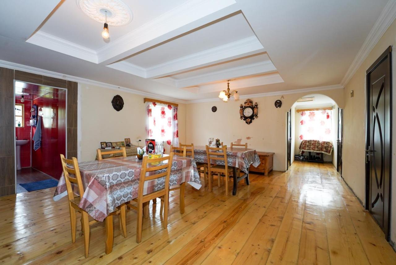 Guesthouse Nora Ushguli Exterior foto